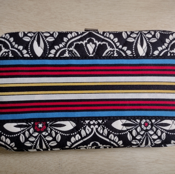 SOLD-Vera Bradley Barcelona Fall 2010 Lisa B Bag Opera Wallet BlackWhite Stripes - Picture 10 of 16